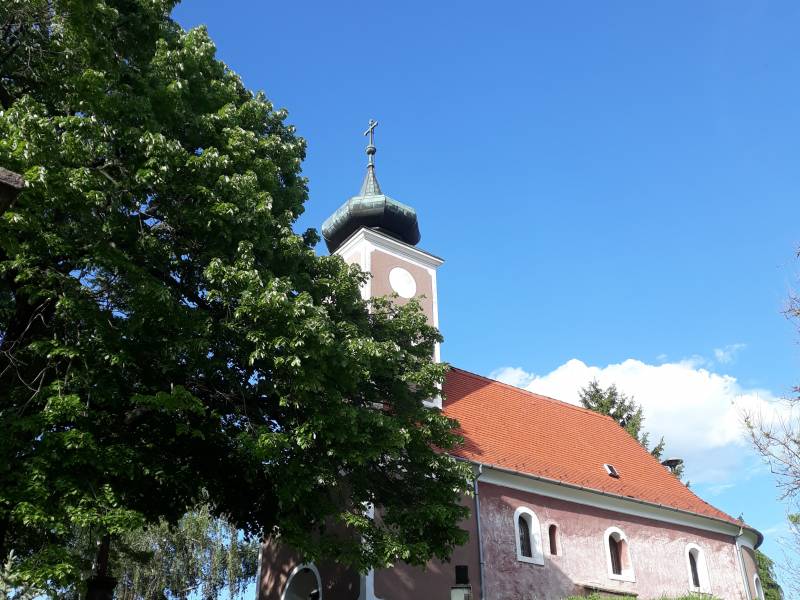 Szent Miklós templom_1.jpg